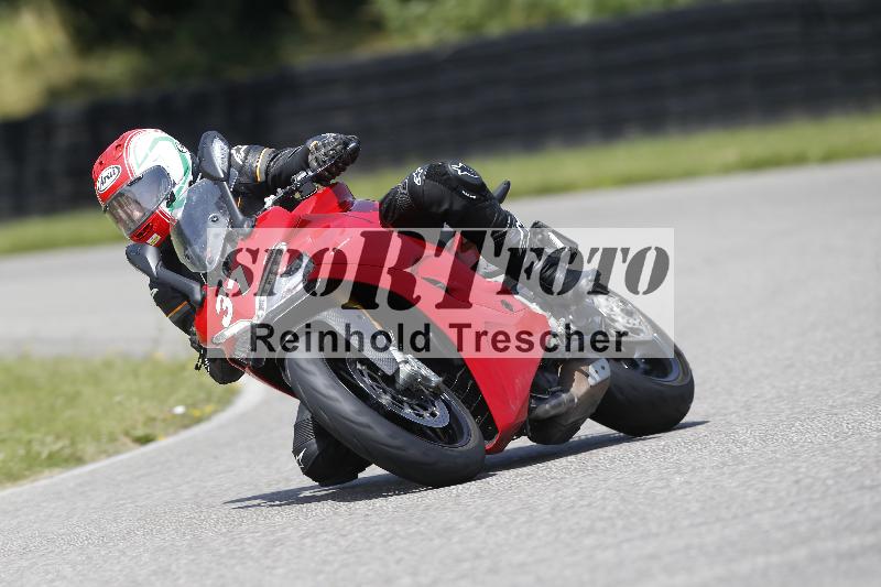 /27 12.06.2025 Ducati Schweiz Trackday Warmup  ADR/gelb-jeaune/31